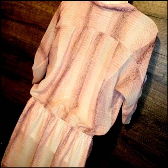 Kaya Di Koko Dress Size M Pink Snakeskin NWOT - Picture 10 of 16